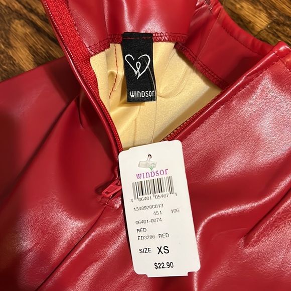 Women’s skirt - Picture 8 of 11